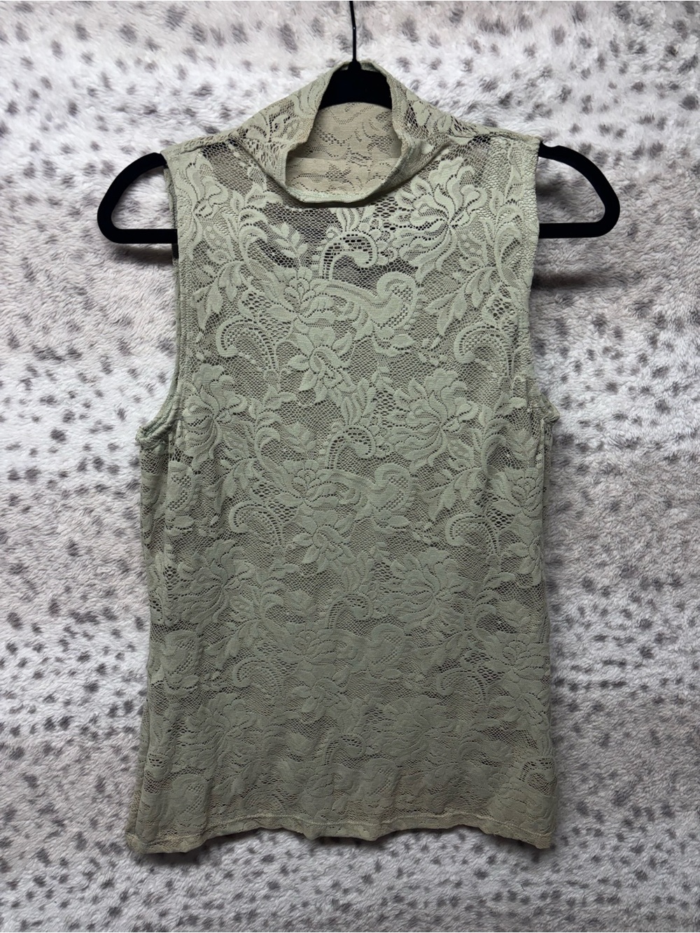 Y2K COCOMO LACE SLEEVELESS TOP